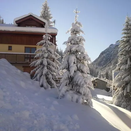 Les D'arrondaz - 4 Pieces Pour 8 Personnes 02 * Modane