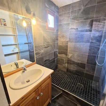 Les D'arrondaz - 4 Pieces Pour 8 Personnes 02 Apartment *